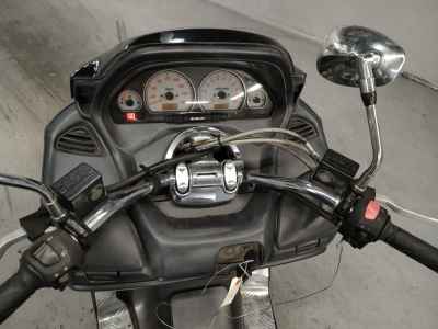 Suzuki Skywave 250S