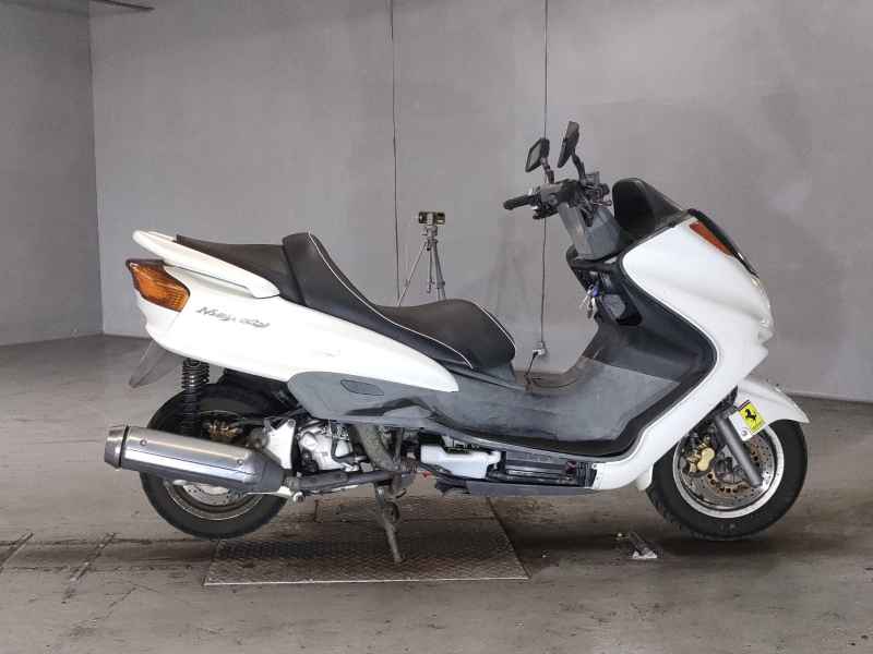 Yamaha Majesty 250