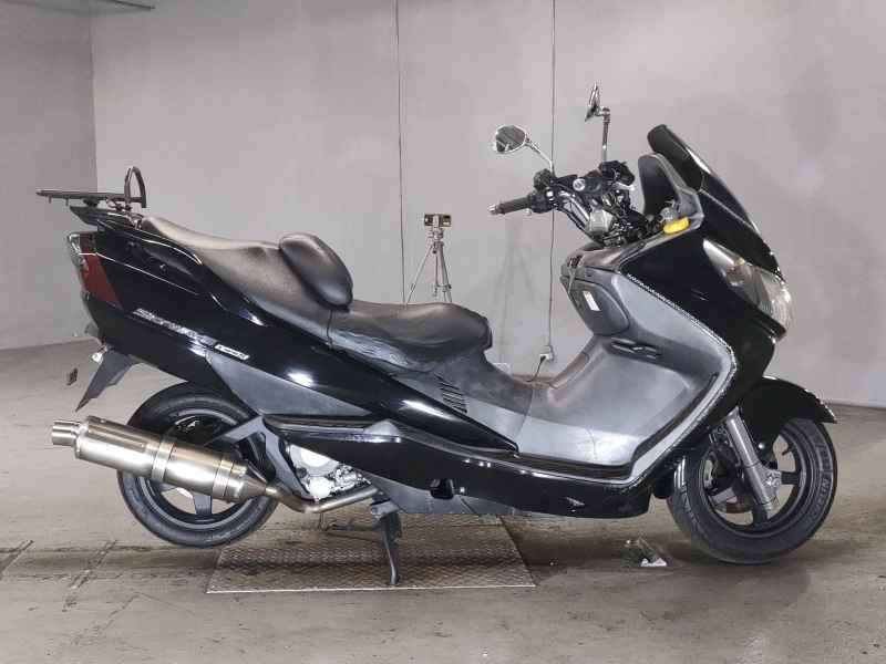 Suzuki Skywave 250S