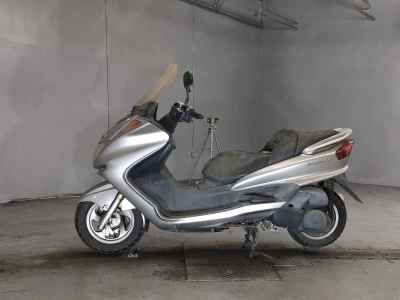 Yamaha Majesty 250