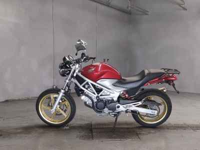 Honda VTR250 2011