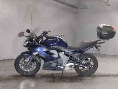 Kawasaki Ninja 400R 2011