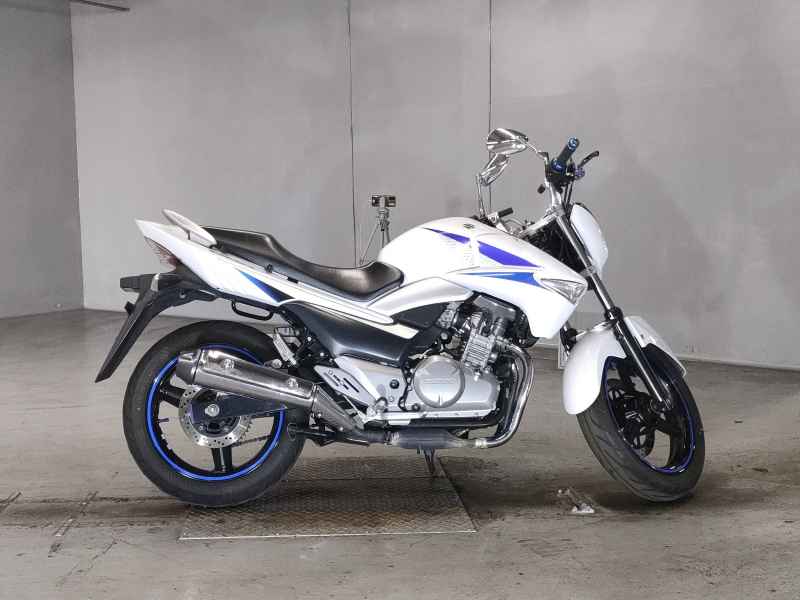 Suzuki GSR250