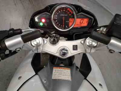 Suzuki GSR250