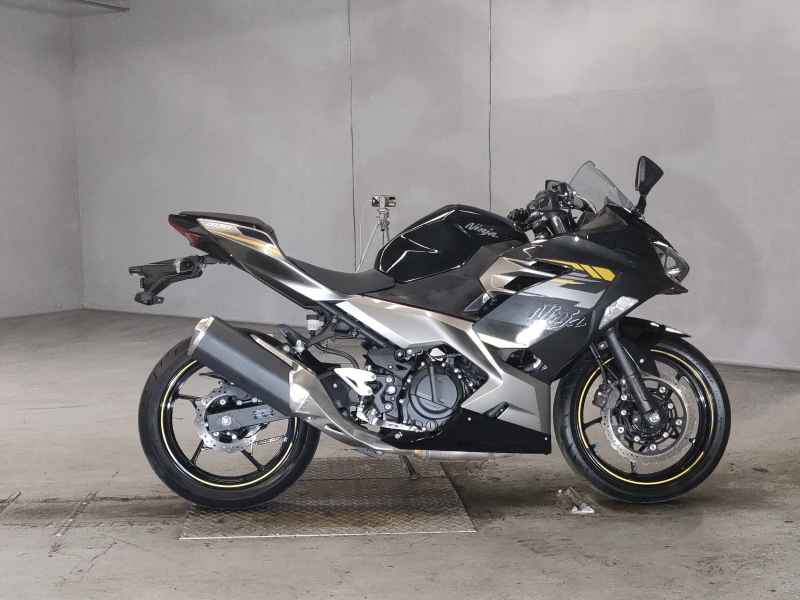 Kawasaki Ninja 400 2022