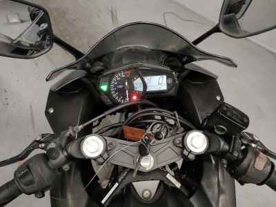 Yamaha YZF-R25 2015