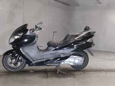 Suzuki Skywave 250S