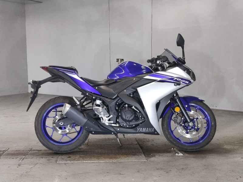 Yamaha YZF-R25 2016