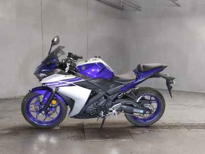 Yamaha YZF-R25 2016