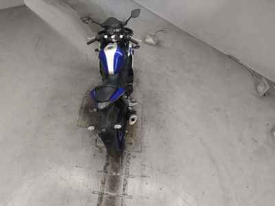 Yamaha YZF-R25 2016