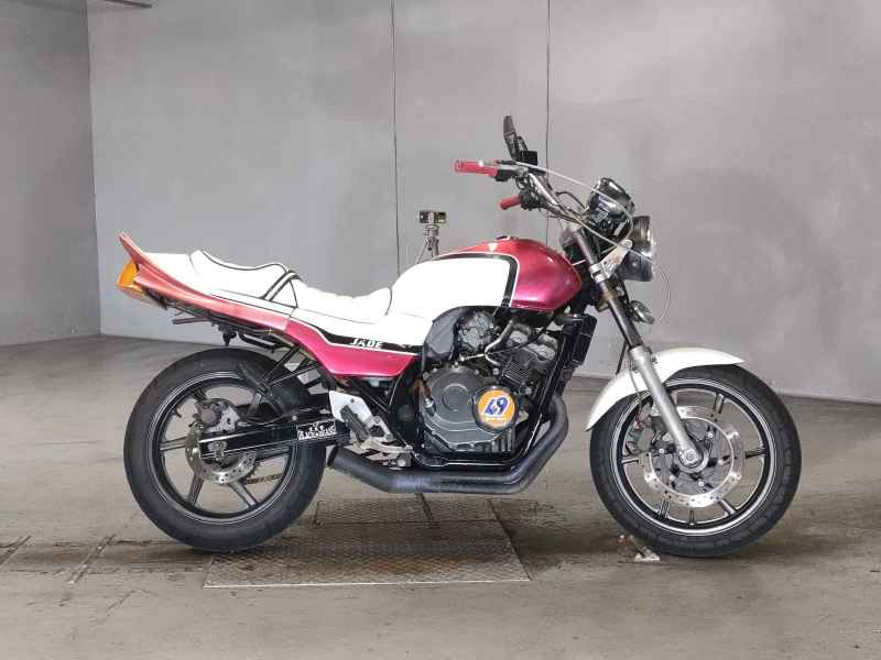 Honda CB250 Jade