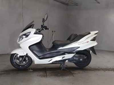 Suzuki Skywave 250M