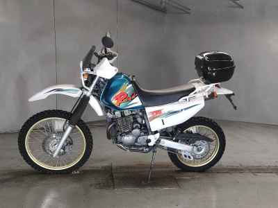 Yamaha TT250R RAID