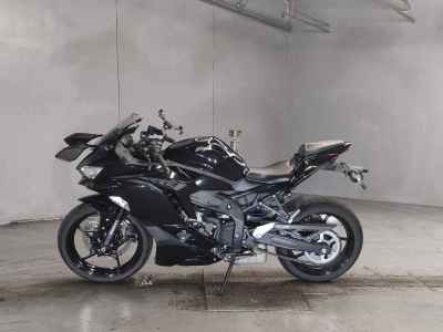 Kawasaki Ninja ZX-25R 2021