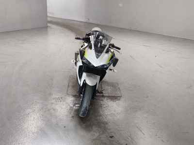 Yamaha YZF-R3 2018