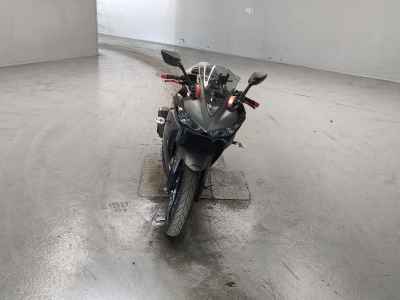 Yamaha YZF-R25 2016