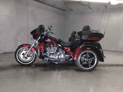 Harley-Davidson FLHTCTGSE1920 CVO 2022