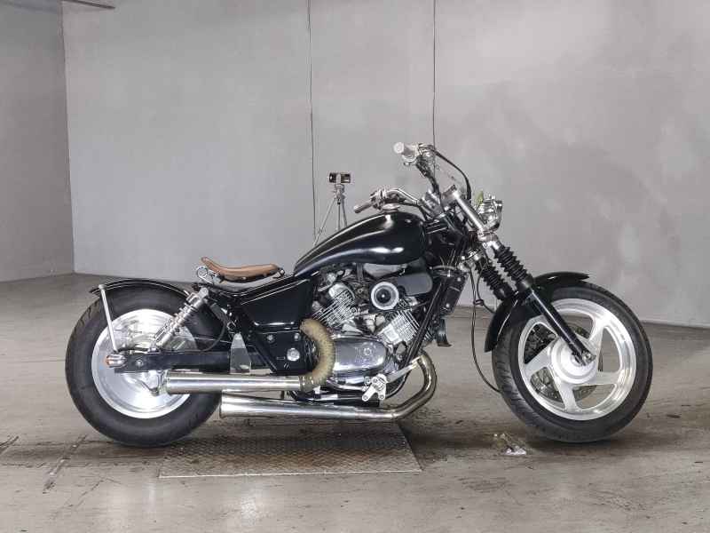 Honda Magna 250