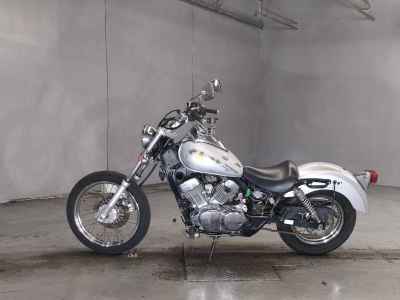 Suzuki Intruder 250LC