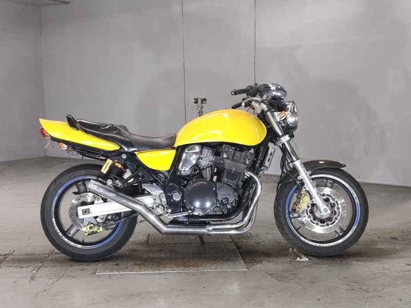 Suzuki GSX400 Inazuma