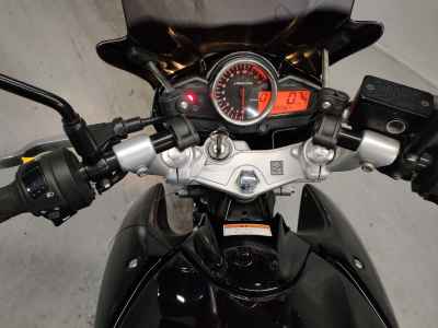Suzuki GSR250