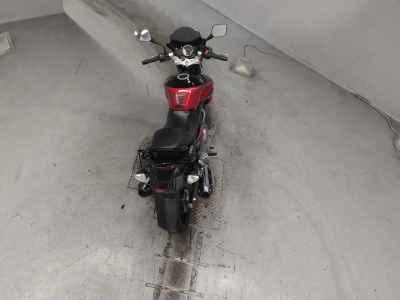 Suzuki GSR250