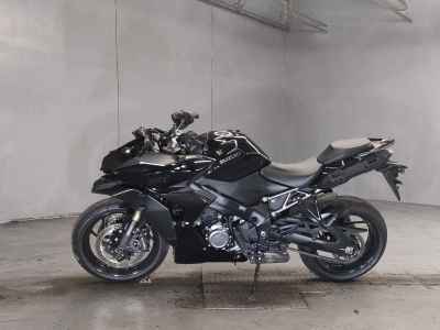 Suzuki GSX-S1000GT
