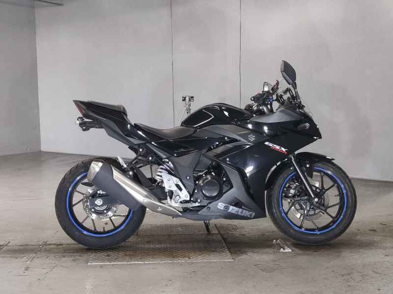 Suzuki GSX250R