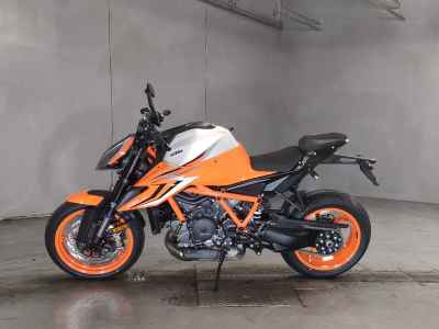 KTM 1290 Super Duke R 2022