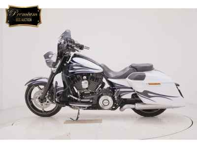 Harley-Davidson Street Glide FLHXSE1800 2016