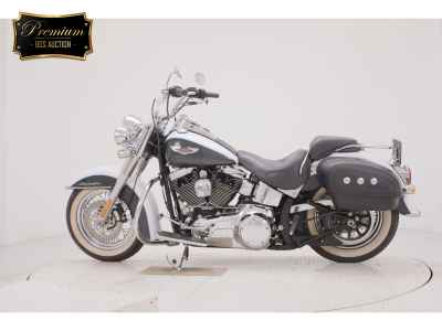 Harley-Davidson Deluxe FLSTN1580 2008