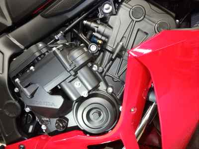 Honda CB650R E-Clutch 2024
