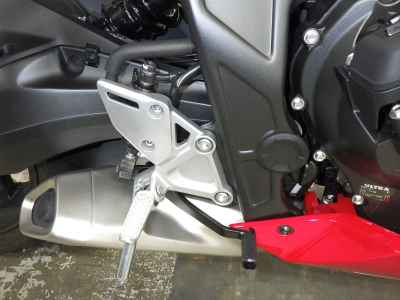 Honda CB650R E-Clutch 2024