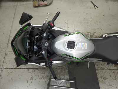 Kawasaki Ninja 7 Hybrid 2025