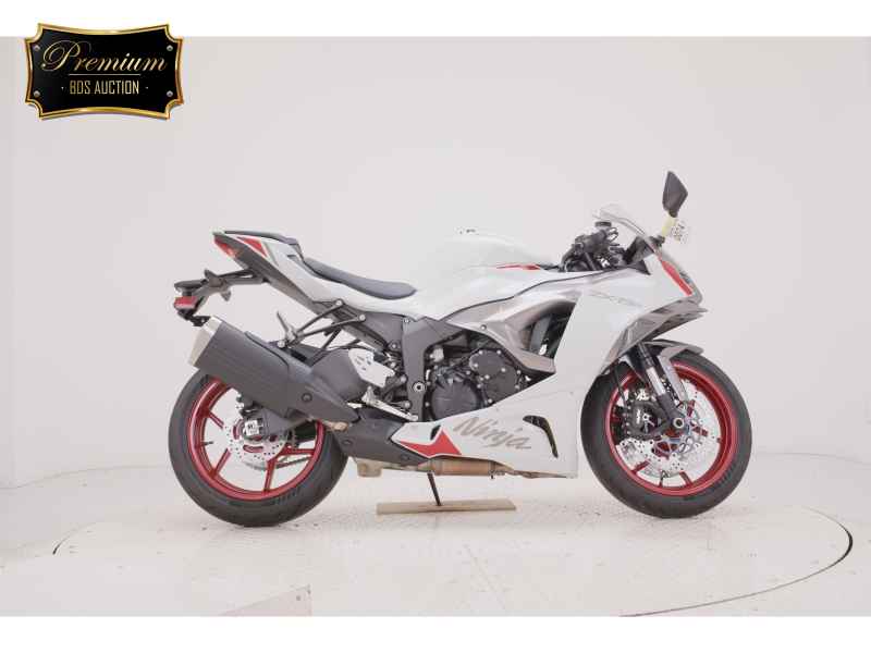 Kawasaki Ninja ZX-6R 2025