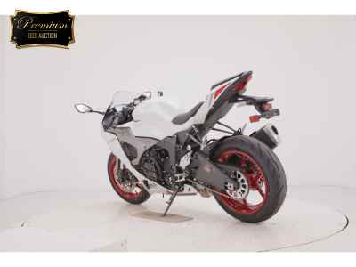 Kawasaki Ninja ZX-6R 2025