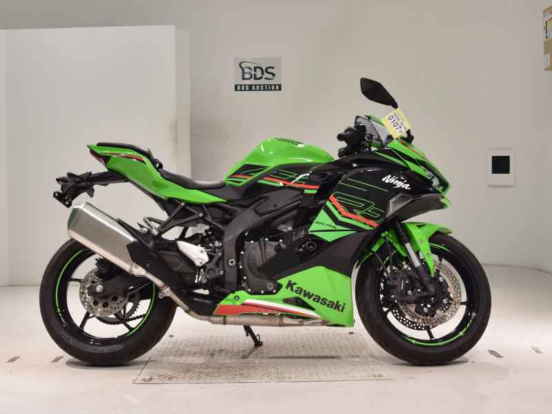 Kawasaki Ninja 400 2024