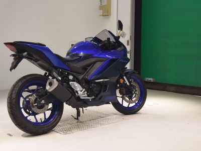 Yamaha YZF-R25 2022