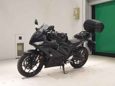 Yamaha YZF-R3 2021