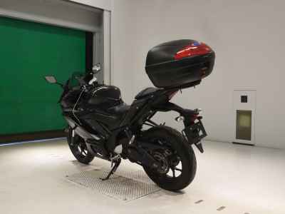 Yamaha YZF-R3 2021