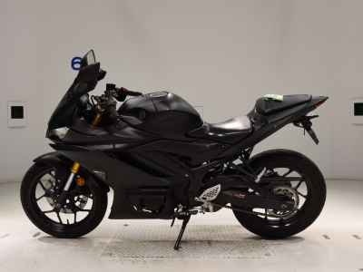 Yamaha YZF-R25 2019