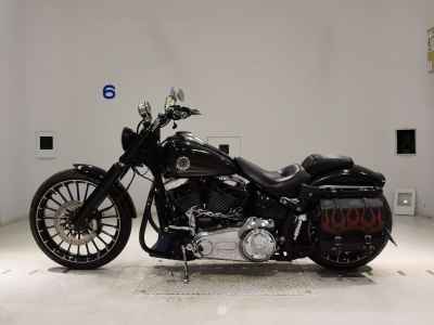 Harley-Davidson Breakout FXSB1690 2017