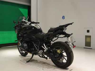 BMW R1250RS 2024