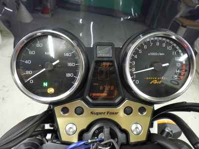 Honda CB400SF 2022