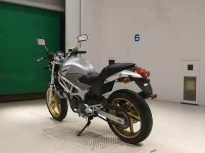 Honda VTR250 2011