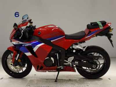 Honda CBR600RR 2024