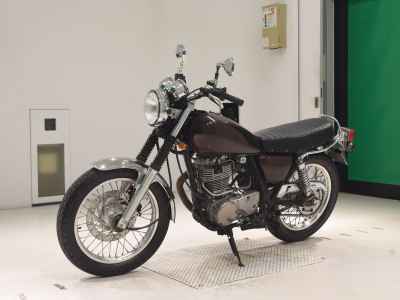 Yamaha SR400 2005