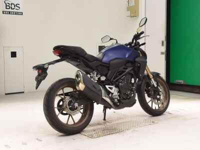 Honda CB250R 2019