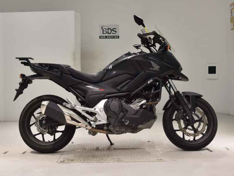 Honda NC750X DCT 2016