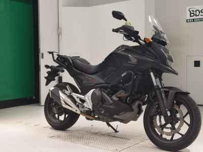 Honda NC750X DCT 2016